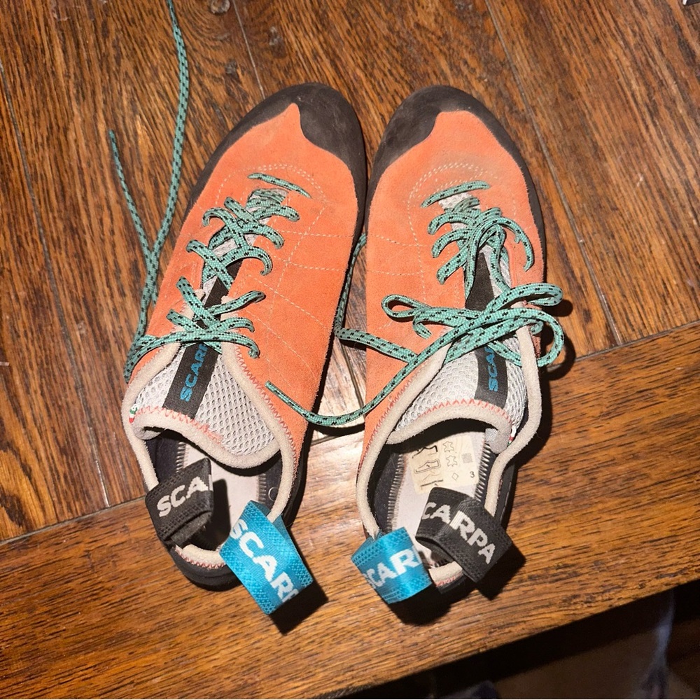 Scarpa Helix Women’s Climbing Shoes EU size 40 1/2 US 8.5